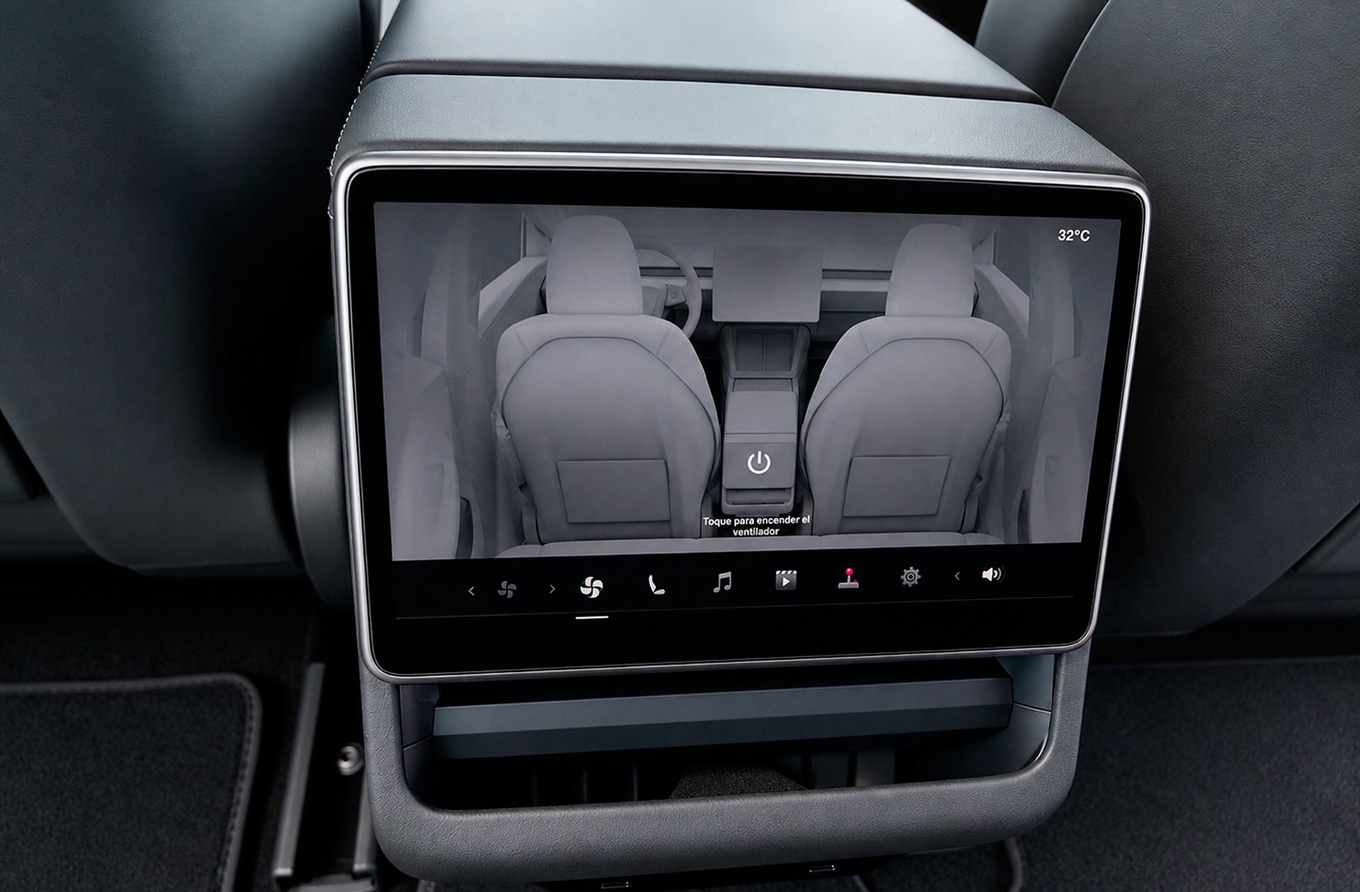 Tesla Model 3 RWD - foto 26