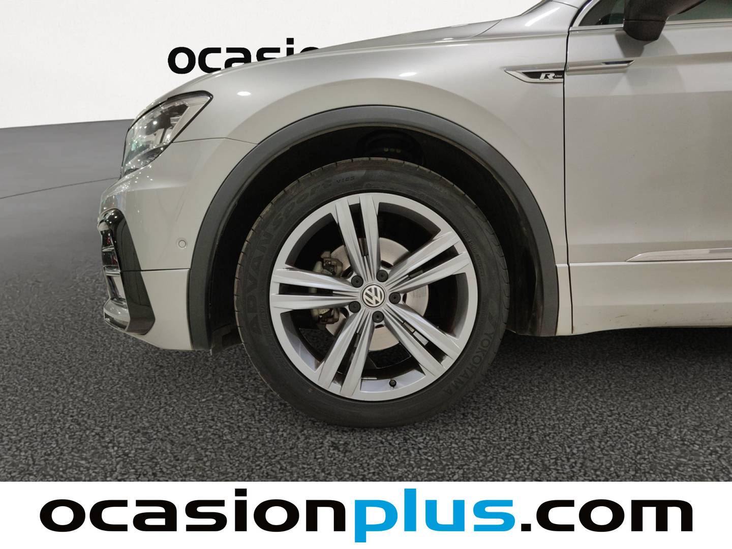 Foto Volkswagen Tiguan Volkswagen Tiguan Advance 2.0 TDI (150 CV) DSG Pack R-Line