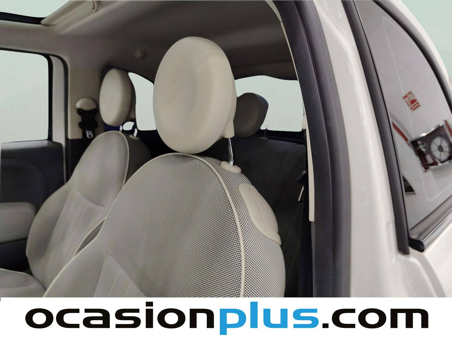 Equipamiento del Fiat 500 Fiat 500 1.2 8v Lounge (69 CV)