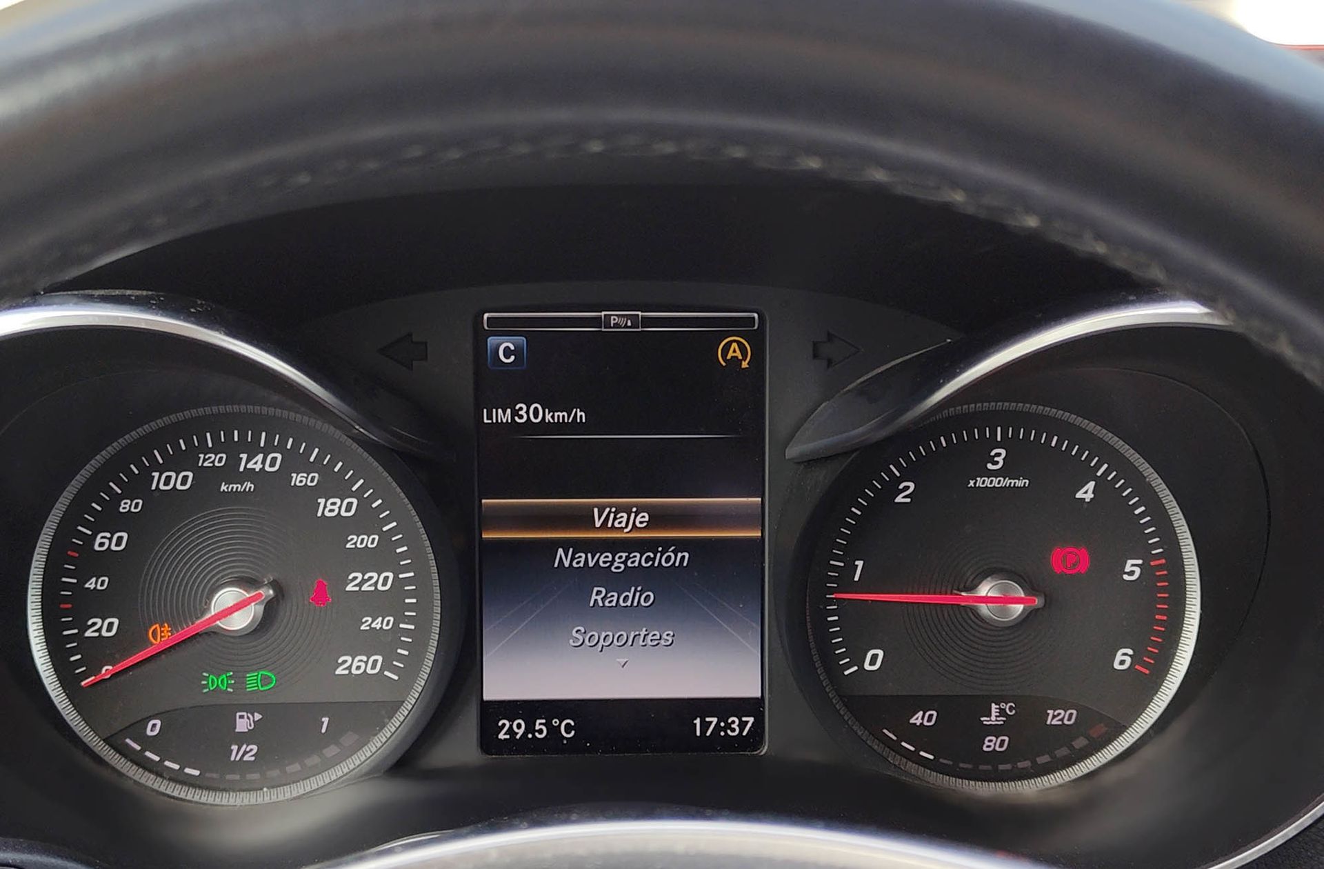 Mercedes-Benz Clase C C 220 BlueTEC AMG Line - foto 30