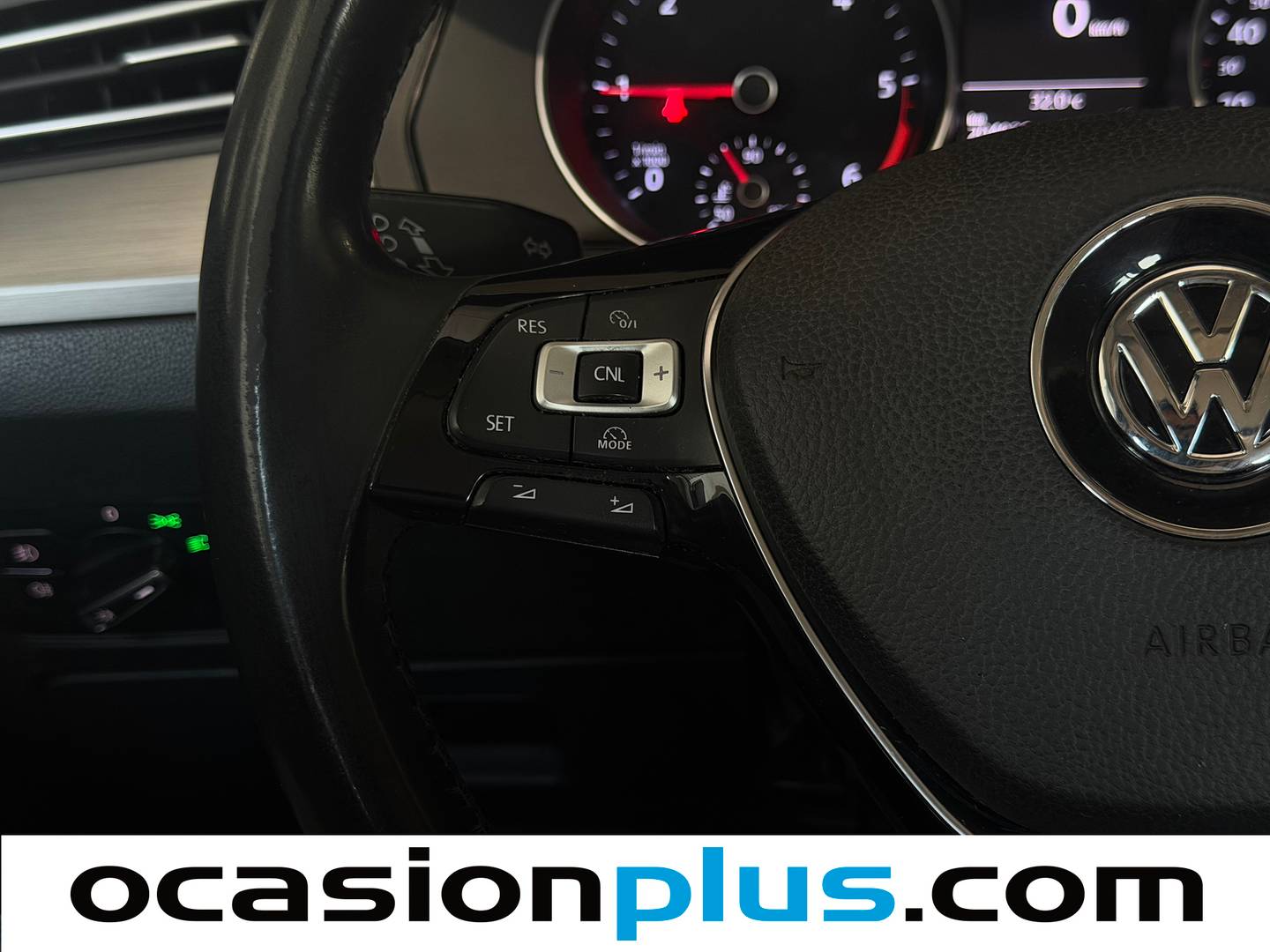 Equipamiento del Volkswagen Passat Volkswagen Passat Variant Edition 1.6 TDI BMT (120 CV)