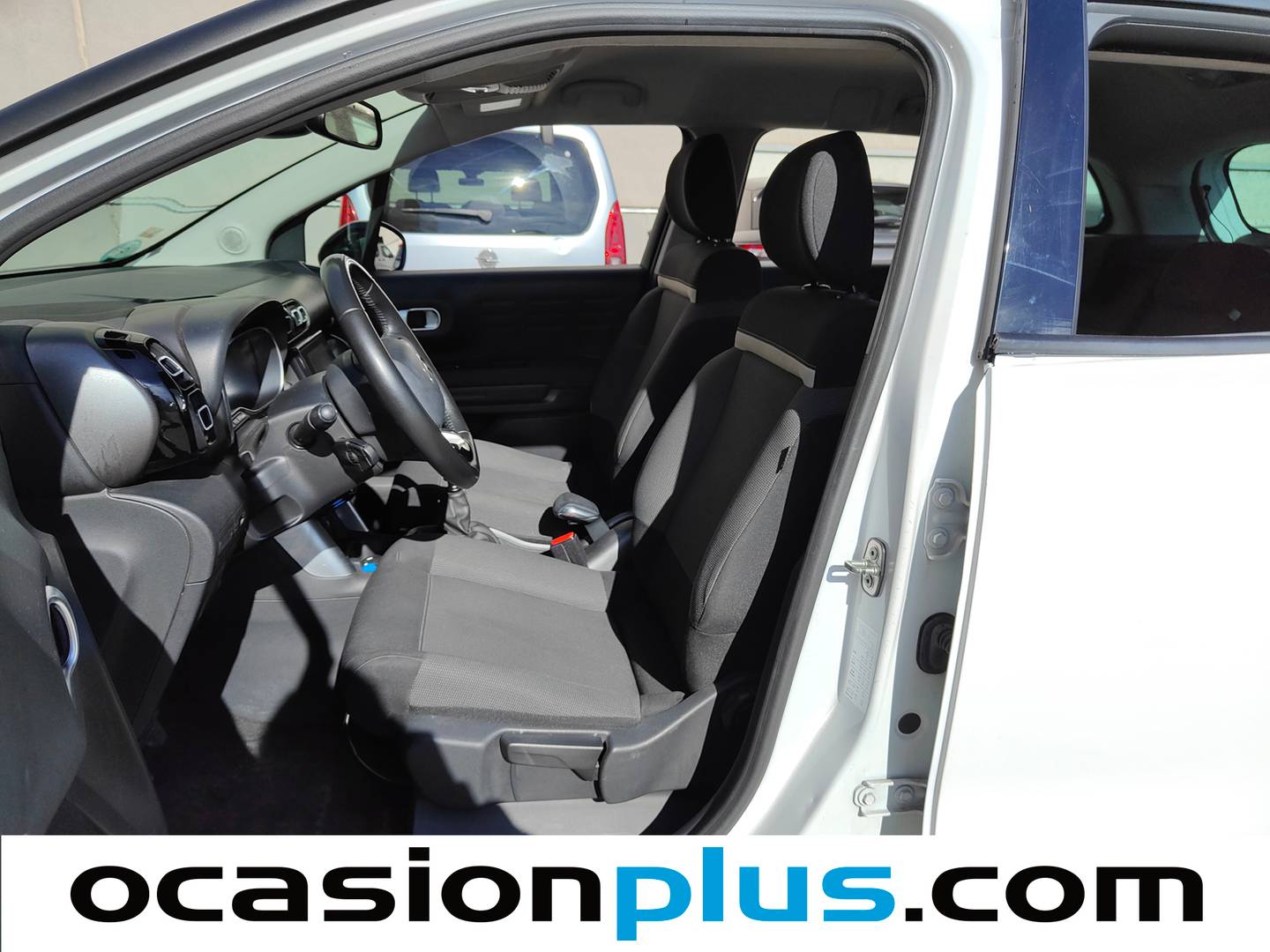 Foto asientos delanteros Citroën C3 Aircross Citroën C3 Aircross BlueHDi 100 S&S Shine (102 CV)