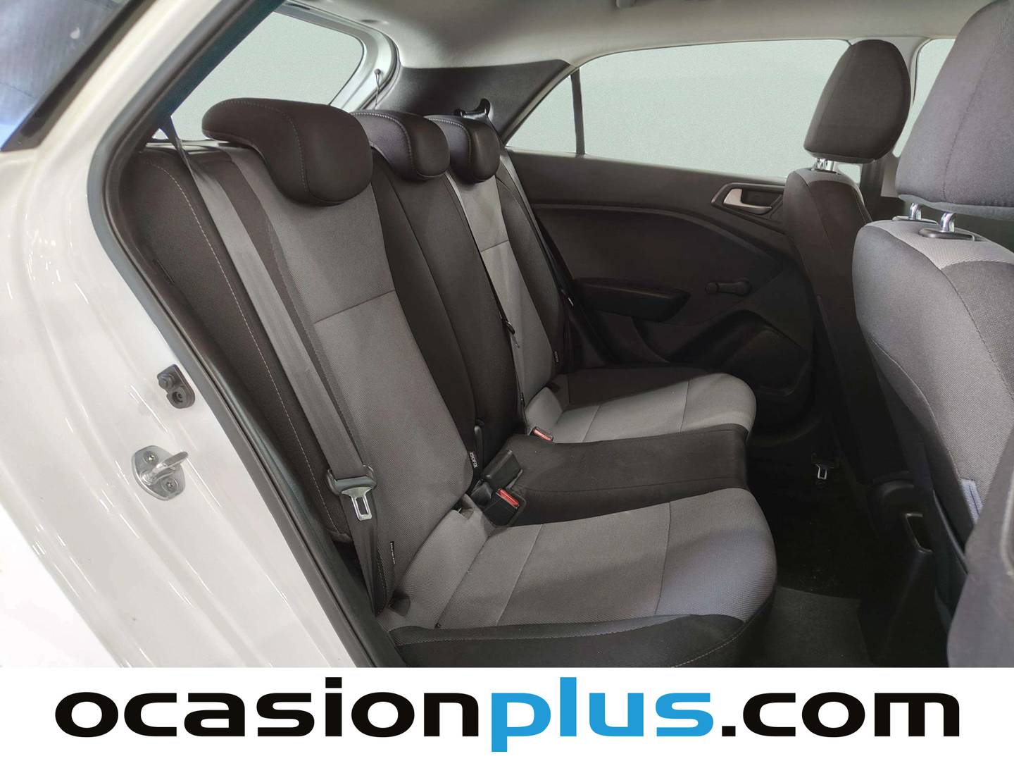 Hyundai i20 Hyundai i20 1.2 MPI Essence LE (75 CV) al mejor precio