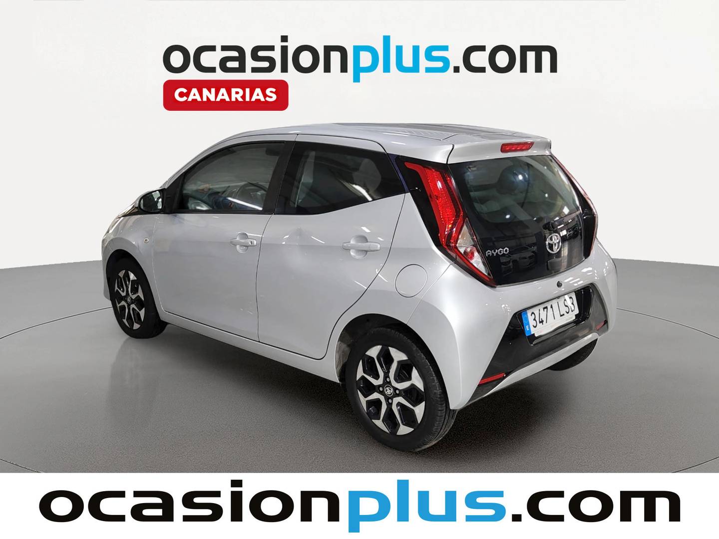 Foto delantera Toyota Aygo Toyota Aygo 1.0 70 x-play (72 CV) derecha