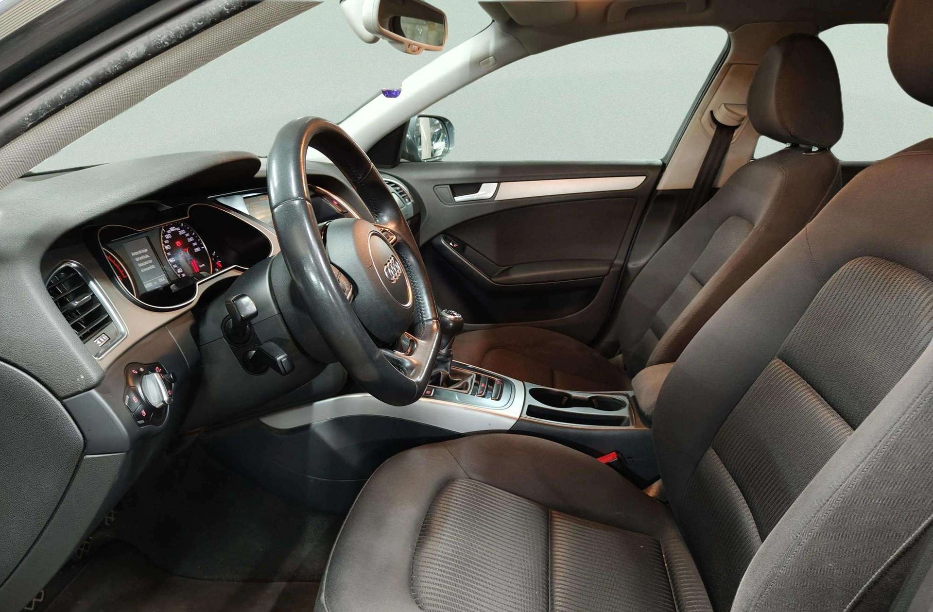 Audi A4 Avant Advanced edition 2.0 TDI - foto 11