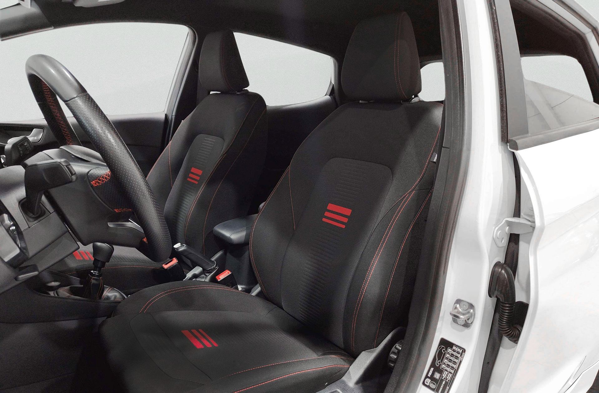 Ford Fiesta 1.0 EcoBoost MHEV ST-Line - foto 12