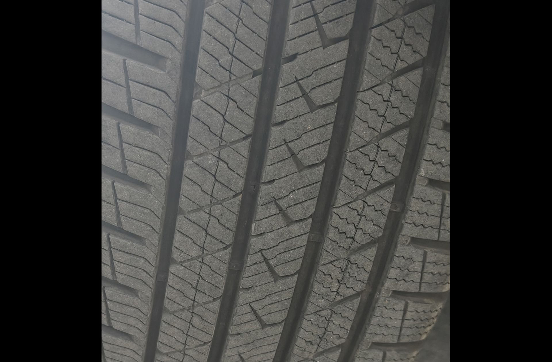 Audi Q2 sport 30 TDI - foto 30