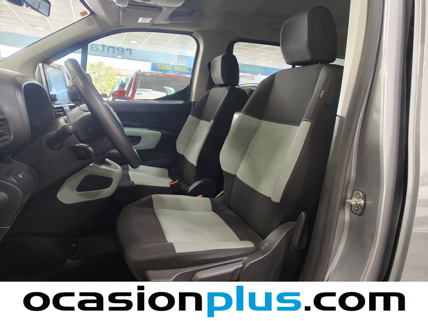 Foto asientos delanteros Citroën Berlingo Citroën Berlingo Talla M PureTech 110 S&S 100 AÑOS