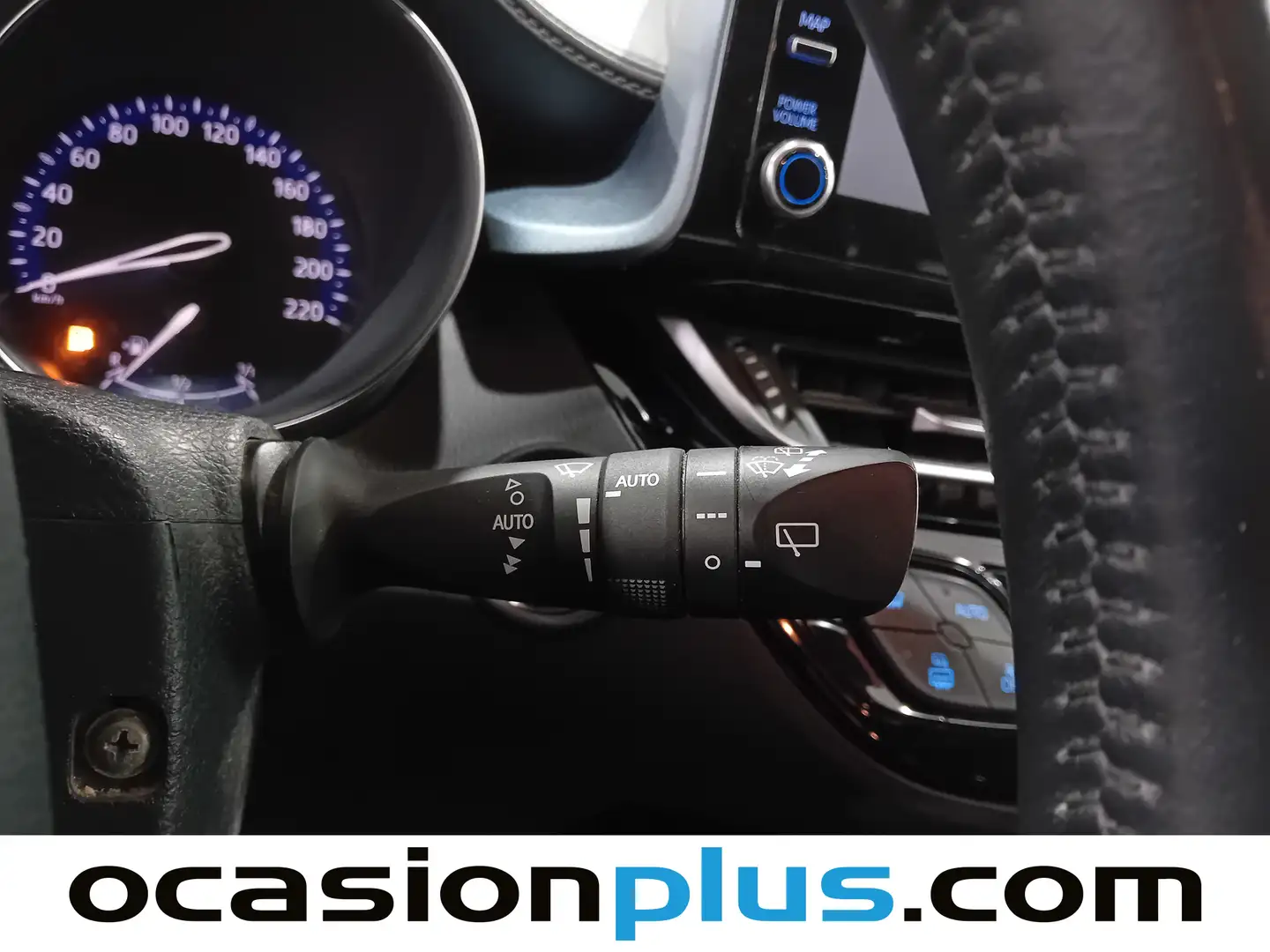 Foto Toyota C-HR Toyota C-HR 1.8 125H Advance (122 CV)