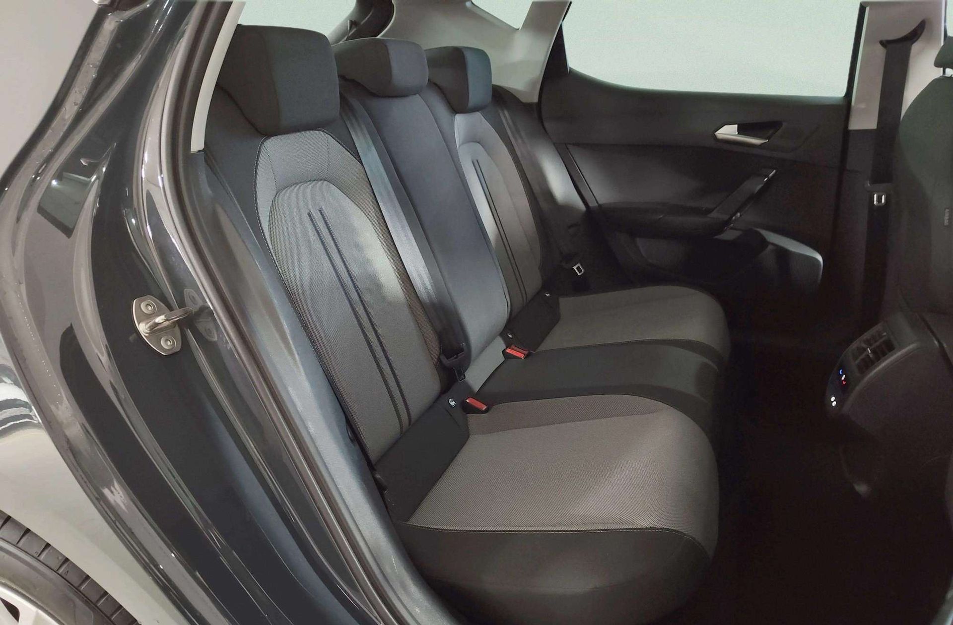 SEAT León 1.5 eTSI Style XL DSG - foto 19