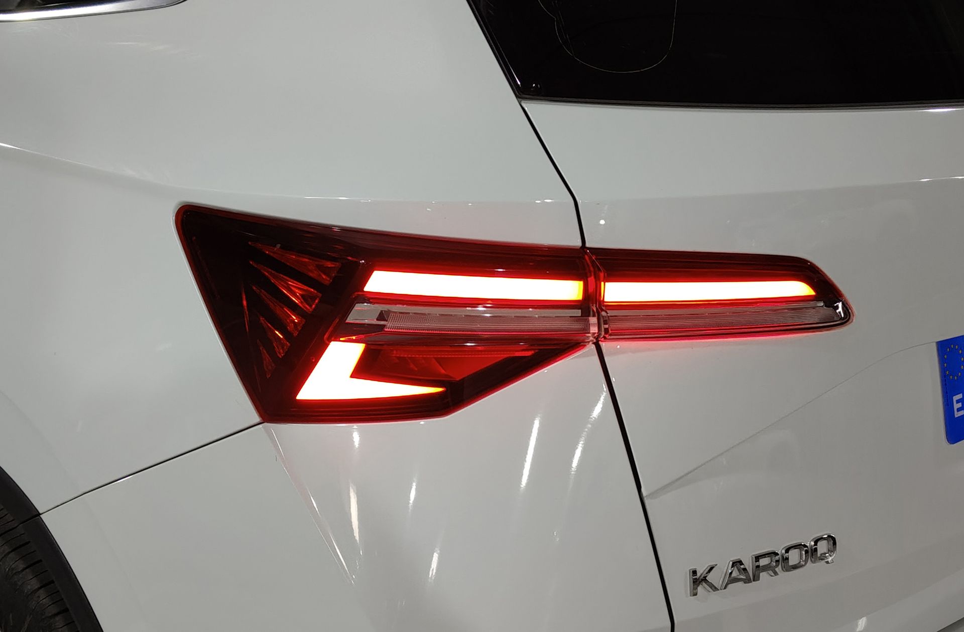 Škoda Karoq 2.0 TDI Selection - foto 19