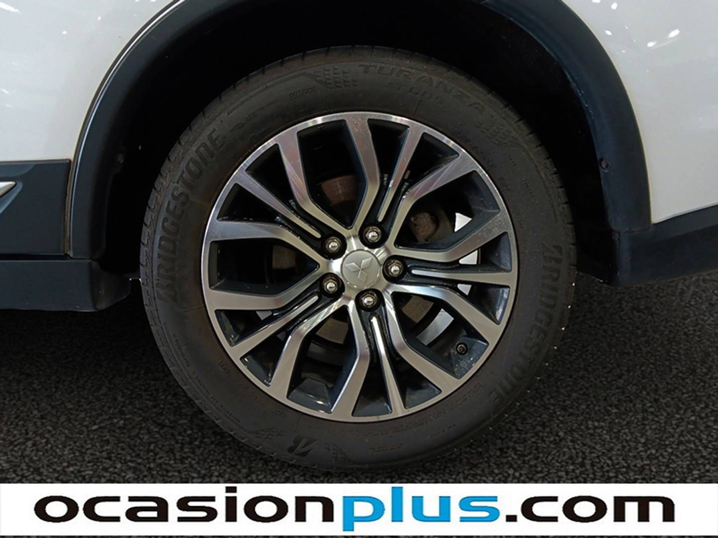 Foto Mitsubishi Outlander Mitsubishi Outlander 220 DI-D Motion 2WD (150CV)