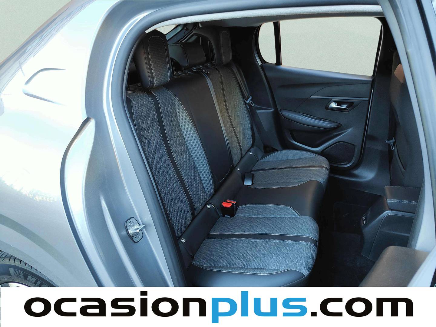 Peugeot 208 Peugeot 208 PureTech 100 Allure (100 CV) gasolina