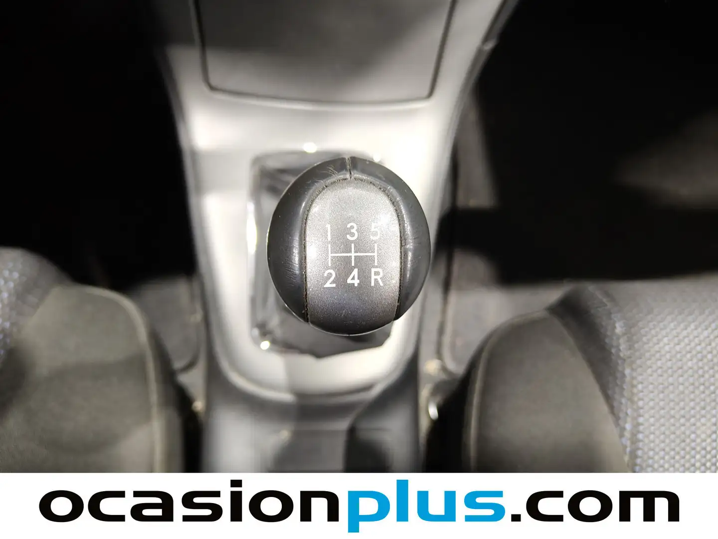 Foto Toyota Avensis Toyota Avensis 1.8 VVT-I Sol  (129 CV)