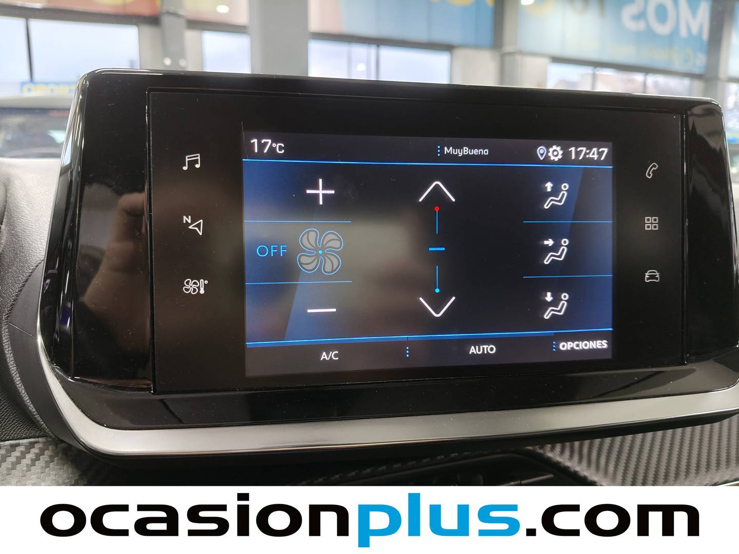 Foto Peugeot 2008 Peugeot 2008 BlueHDi 110 Allure Pack (110 CV)