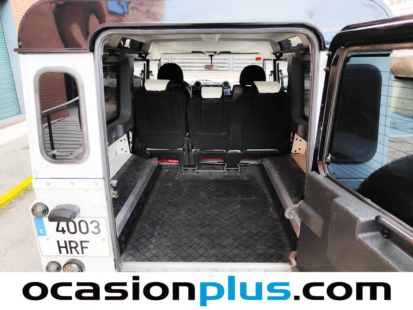 Foto asientos traseros Land Rover Defender Land Rover Defender 110 SW E  (122 CV)