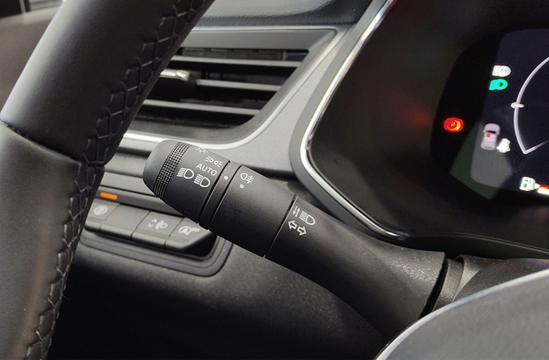 Renault Captur Techno TCe mild hybrid - foto 23