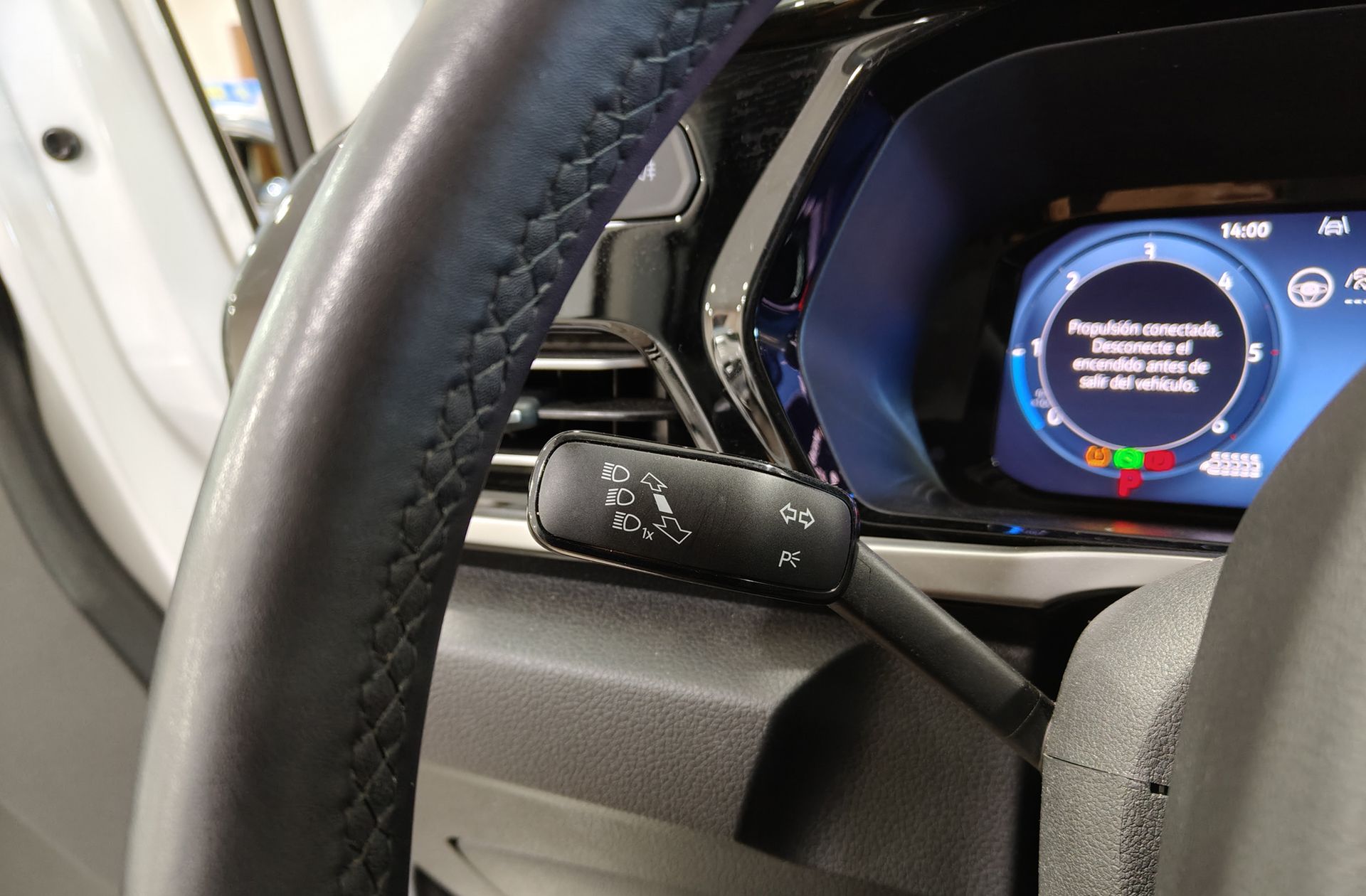 Ford Grand Tourneo Connect 2.0 EcoBlue Titanium 7 plazas - foto 26