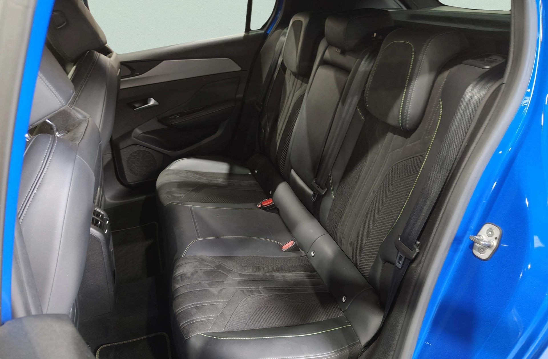 Peugeot 308 BlueHDi 130 GT EAT8 - foto 13