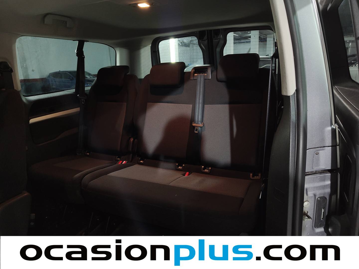 Extras y acabados del Toyota Proace Verso Toyota Proace Verso 1.5D Shuttle VX L2 (120 CV) 9 plazas