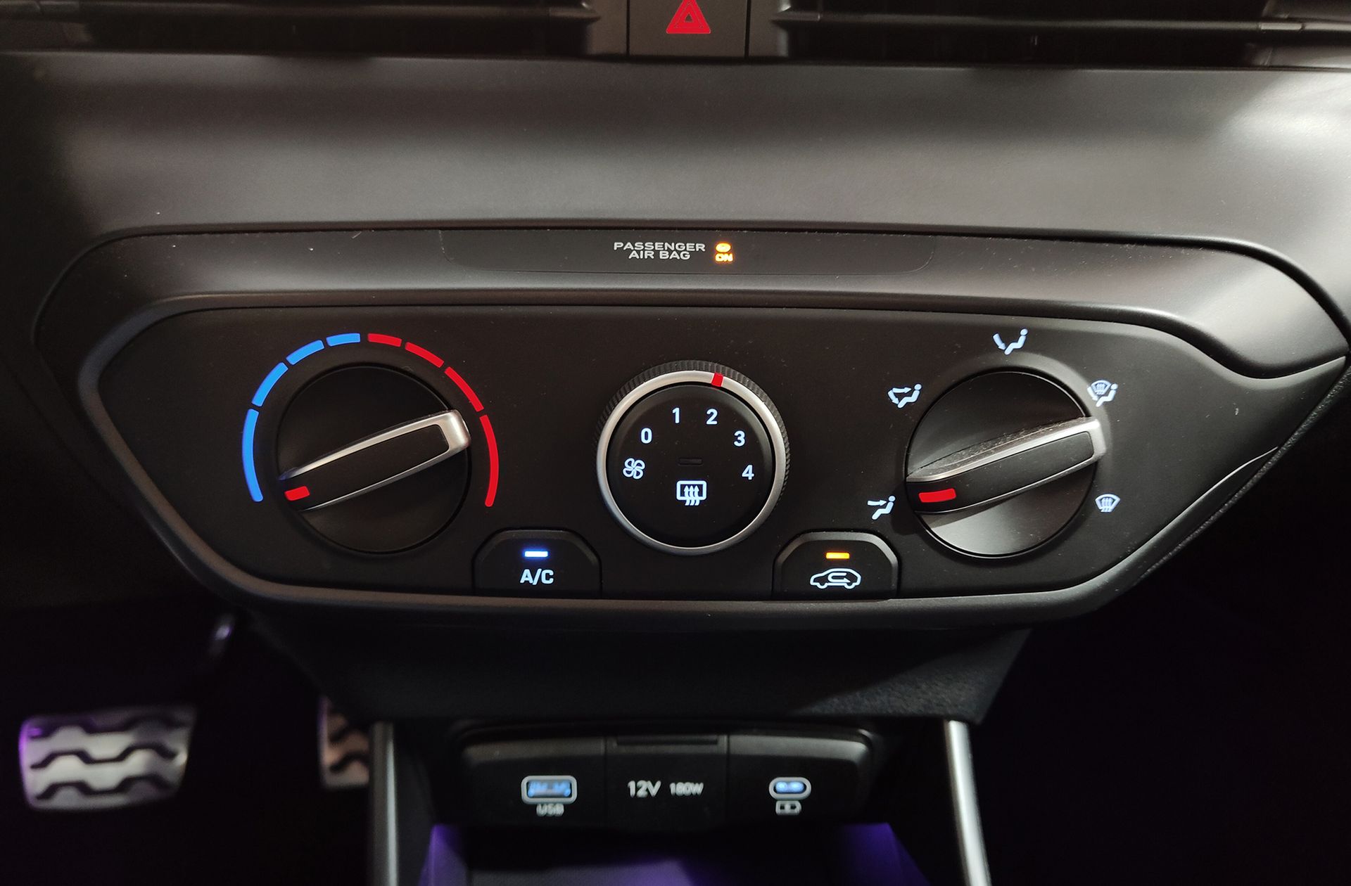 Hyundai Bayon 1.0 T-GDi 48V Maxx DCT - foto 32
