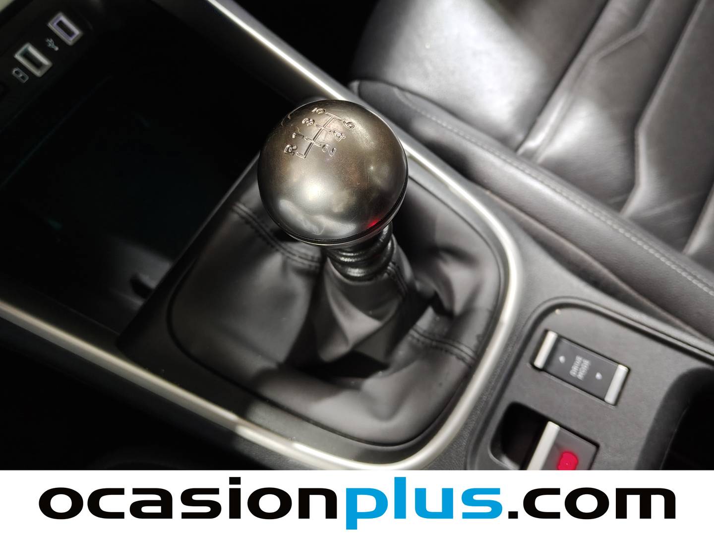 Foto Jeep Avenger Jeep Avenger 1.2 G Summit (100 CV)