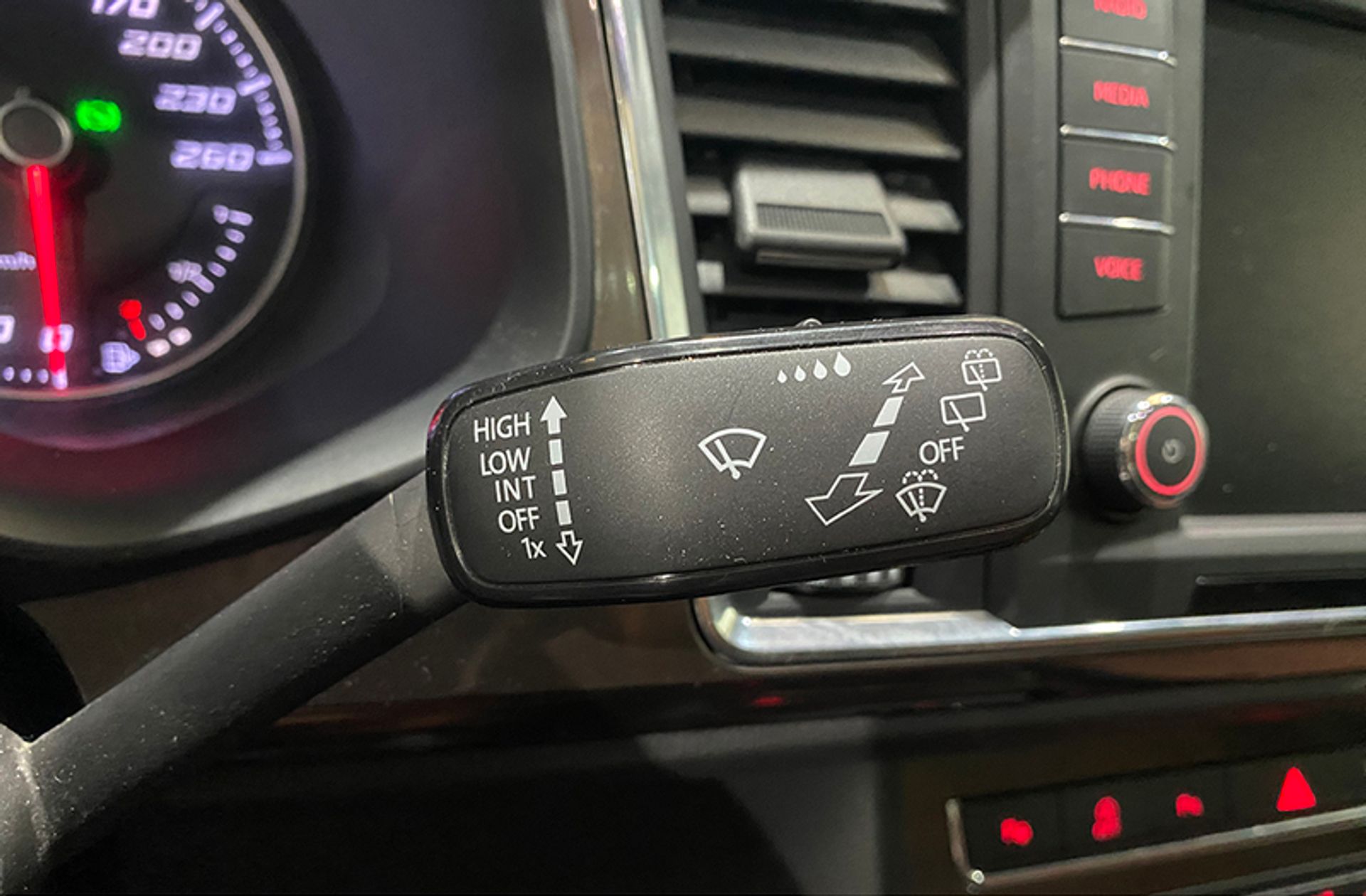 SEAT Ateca 2.0 TDI Xcellence 4Drive DSG - foto 35