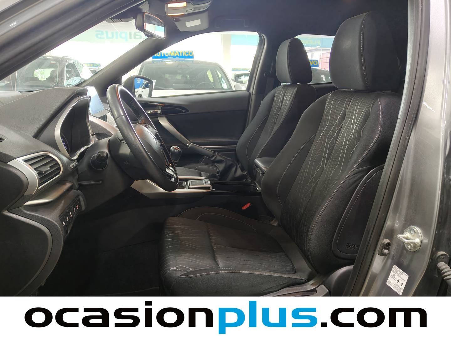 Foto asientos delanteros Mitsubishi Eclipse Cross Mitsubishi Eclipse Cross 150T Motion 2WD (163 CV)