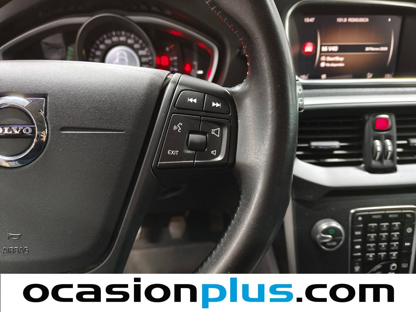 Foto Volvo V40 Cross Country Volvo V40 Cross Country D2 Momentum (120 CV)