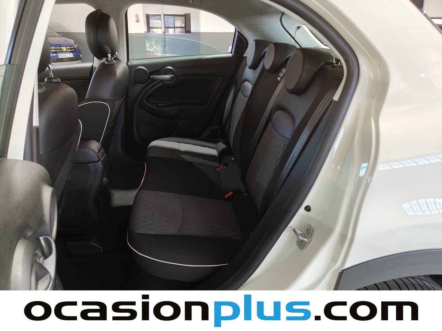 Foto Fiat 500X Fiat 500X 1.6 MultiJet City Cross 4x2 DCT (120 CV)