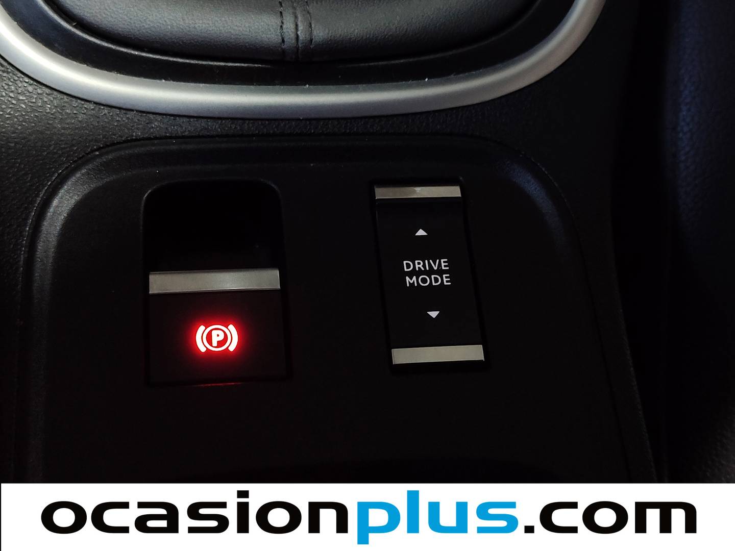 Foto Jeep Avenger Jeep Avenger 1.2 G Summit (100 CV)