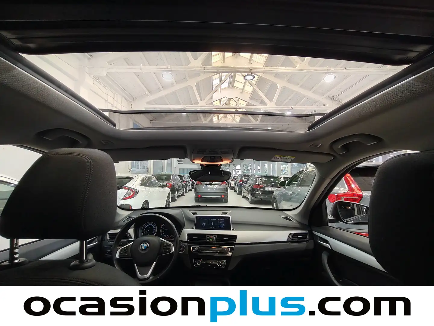 Foto BMW X1 BMW X1 sDrive18i (140 CV)