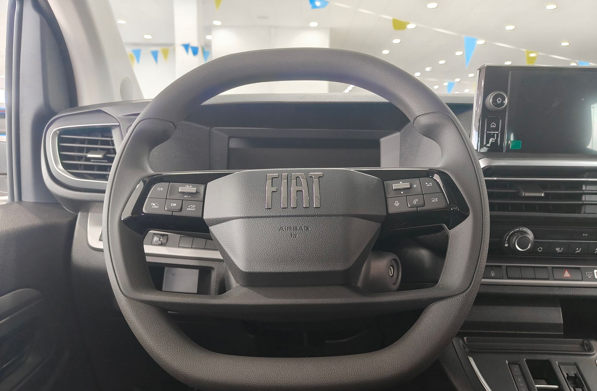 Fiat Ulysse BlueHDi 180 Talla M AT8 8 plazas - foto 23