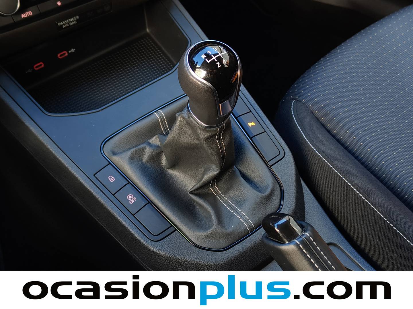 Foto Seat Ibiza SEAT Ibiza 1.0 MPI S&S Style XM (80 CV)