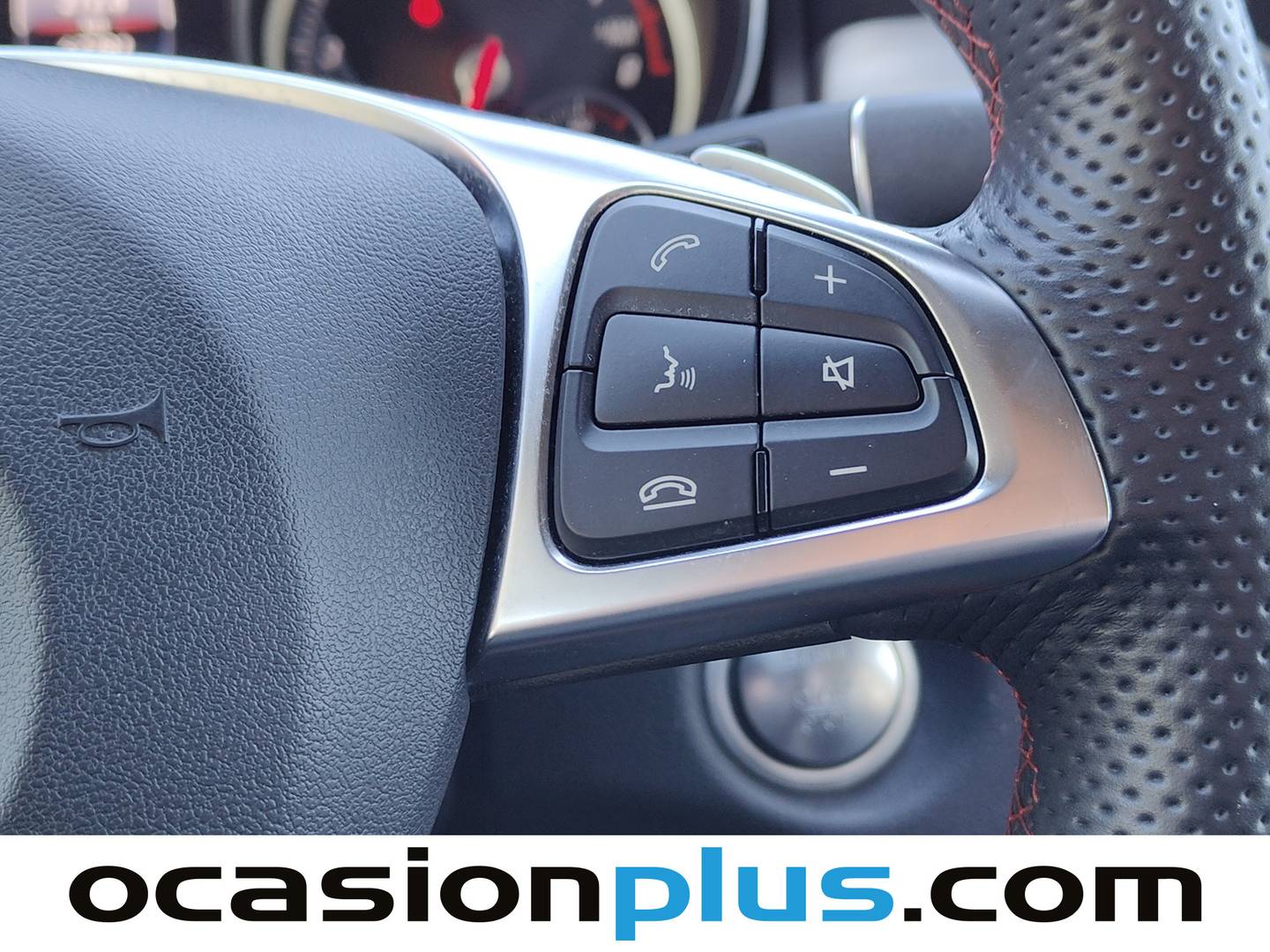 Mercedes GLA Mercedes-Benz GLA GLA 200 (156 CV) Pack AMG gasolina