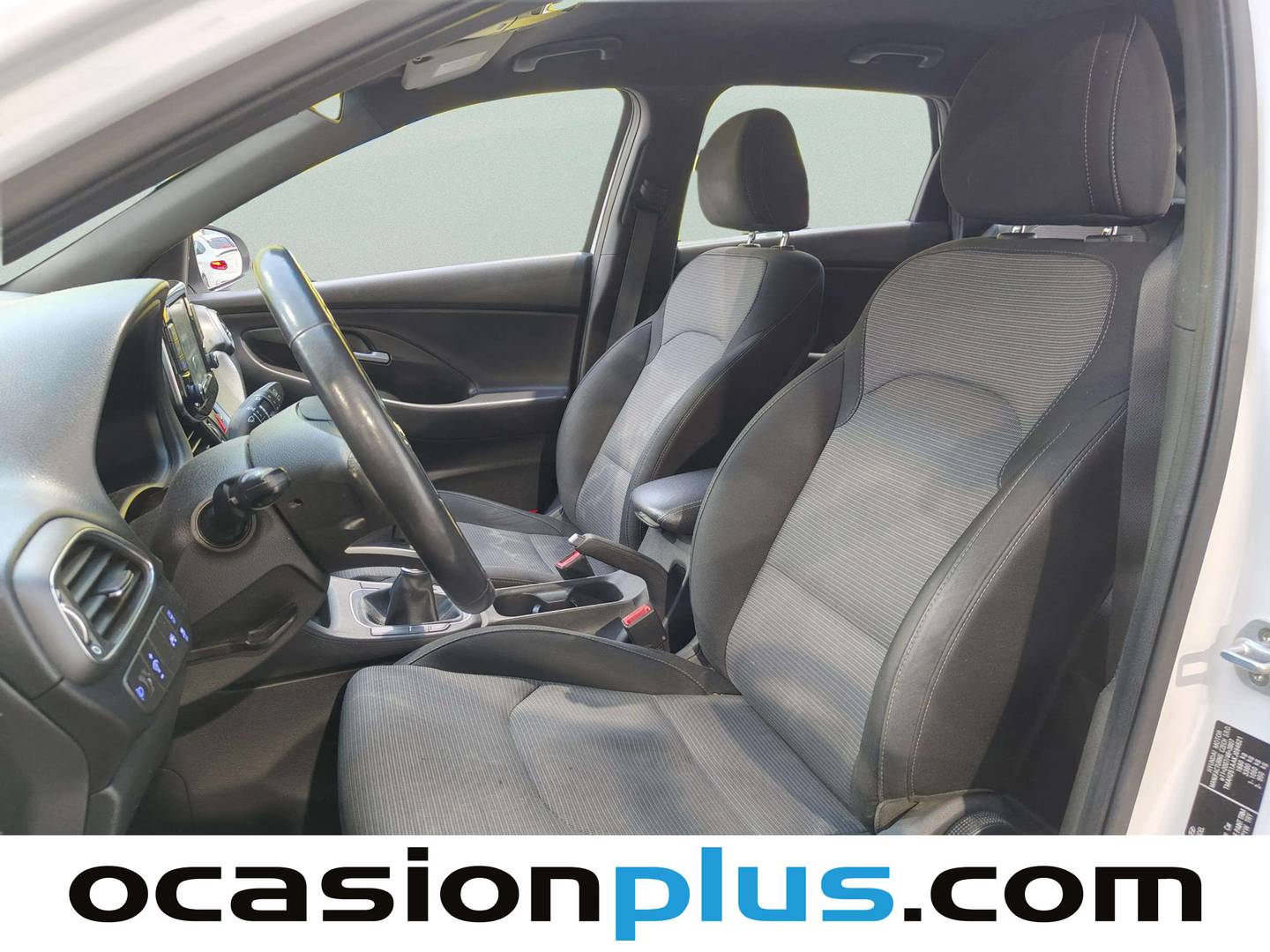 Foto asientos delanteros Hyundai i30 Hyundai i30 1.6 CRDI Go! (95 CV)