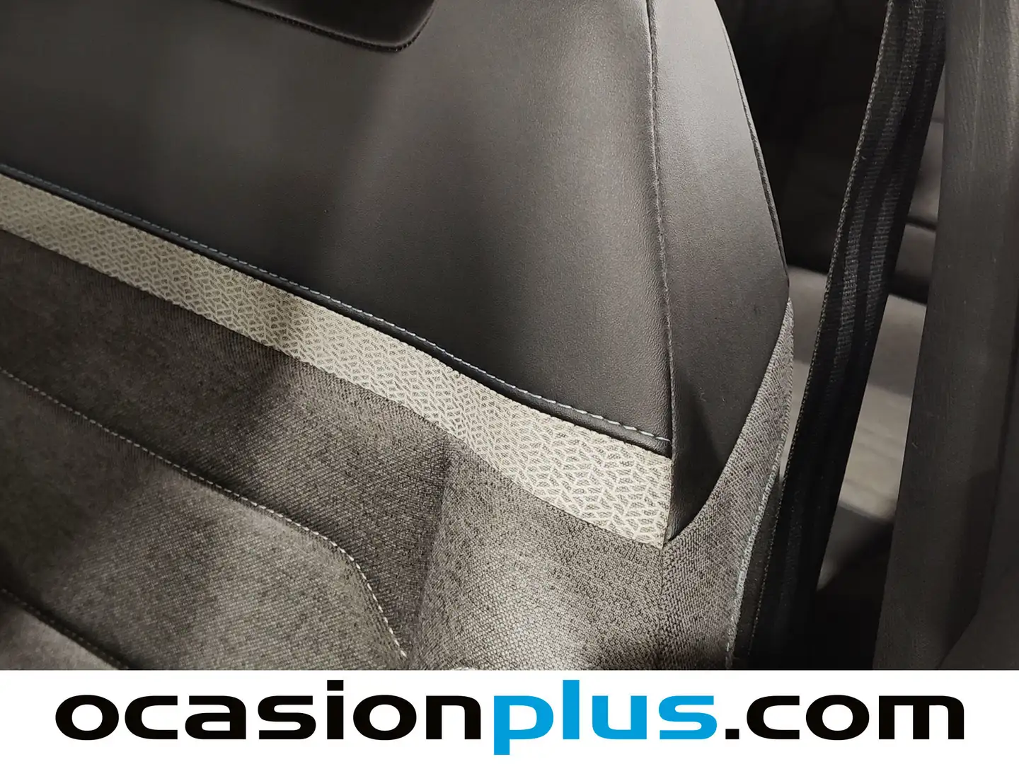 Foto Citroën C4 Citroen C4 PureTech 130 S&S 6v Feel Pack (130 CV)