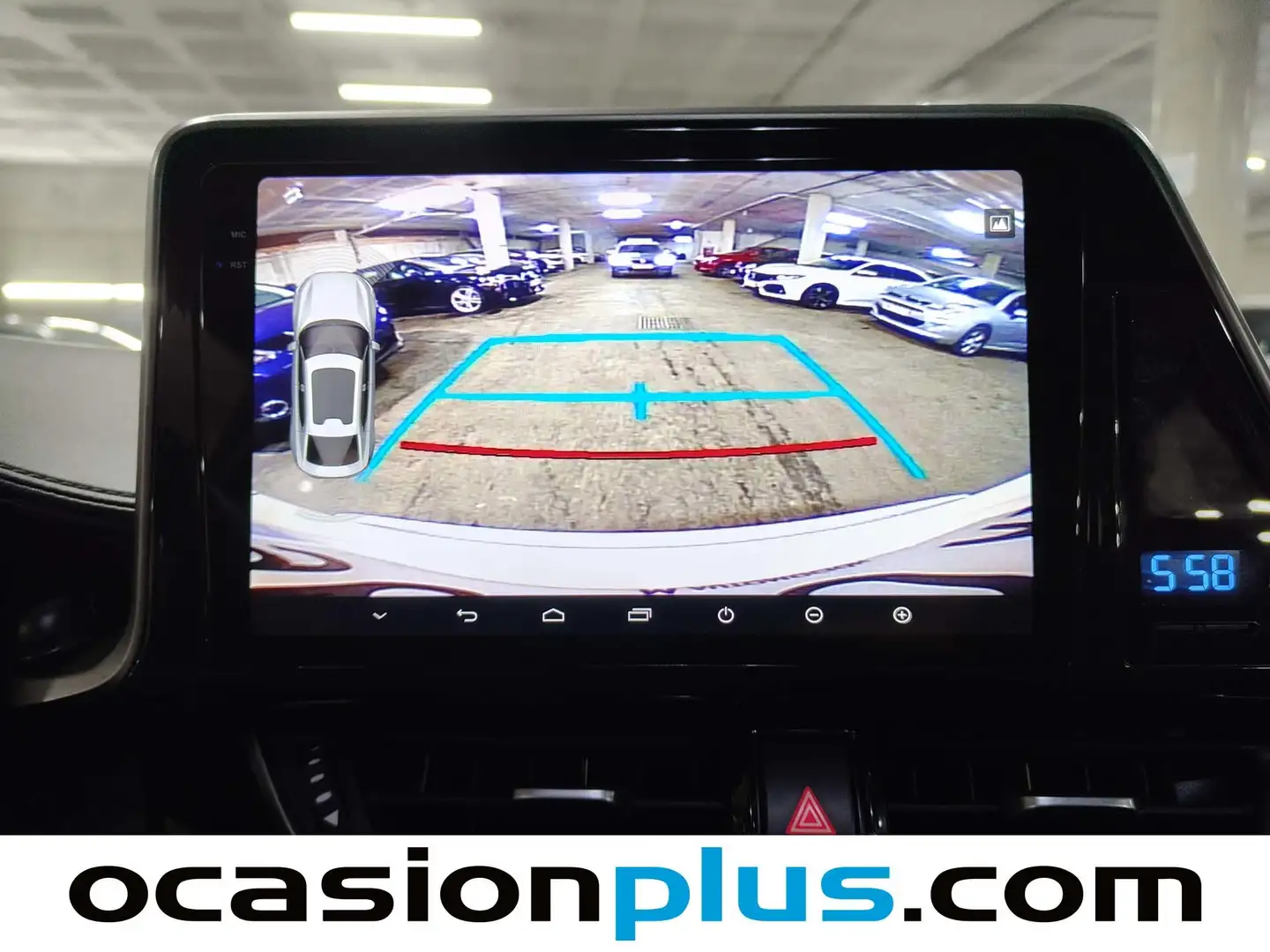 Foto Toyota C-HR Toyota C-HR 1.8 125H Advance (122 CV)