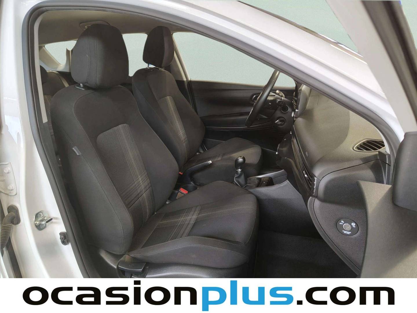 Foto Hyundai Bayon Hyundai Bayon 1.2 MPI Klass (84 CV)