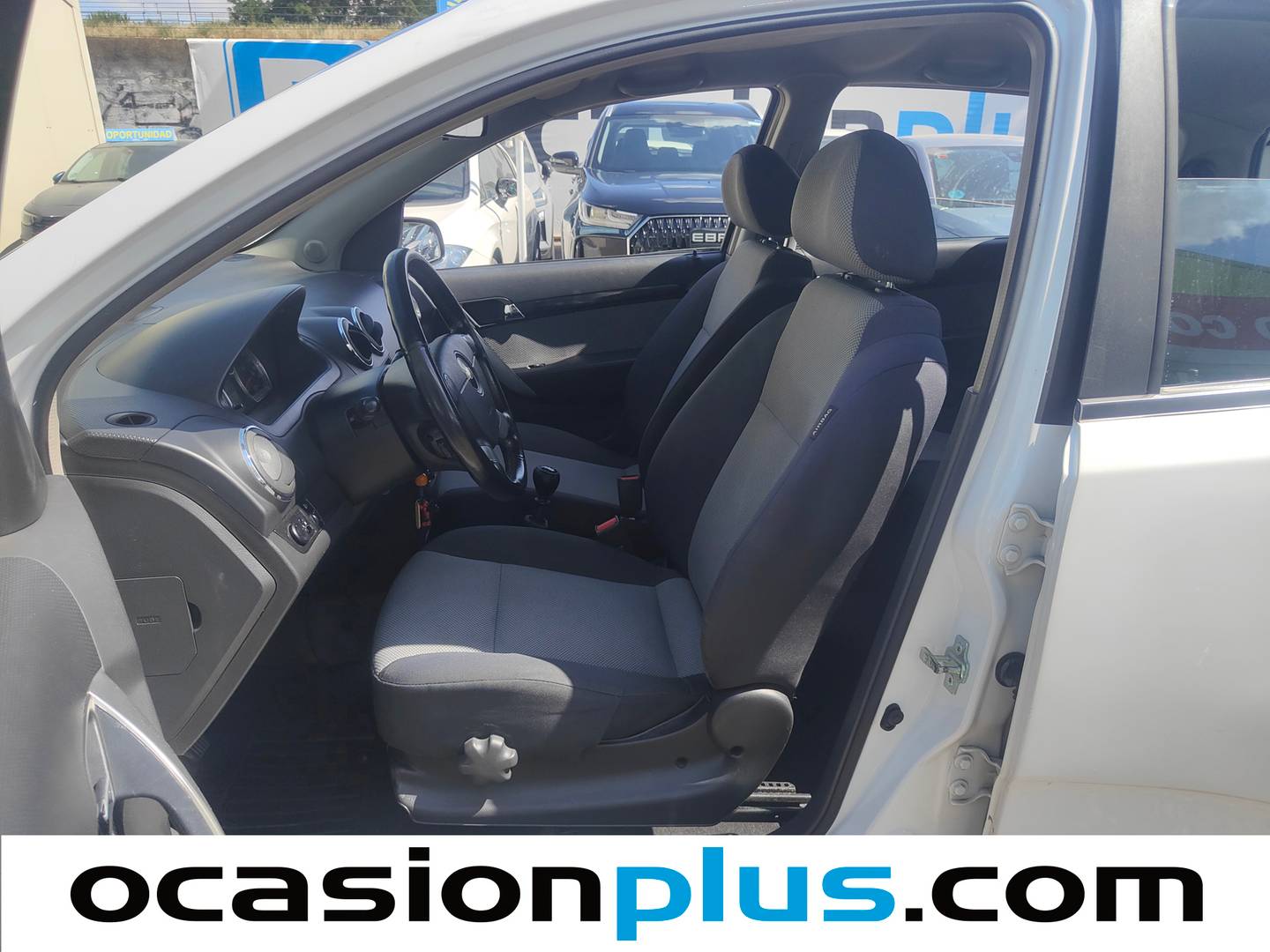 Foto asientos delanteros Chevrolet Aveo Chevrolet Aveo 1.4 16v LT (101 CV)