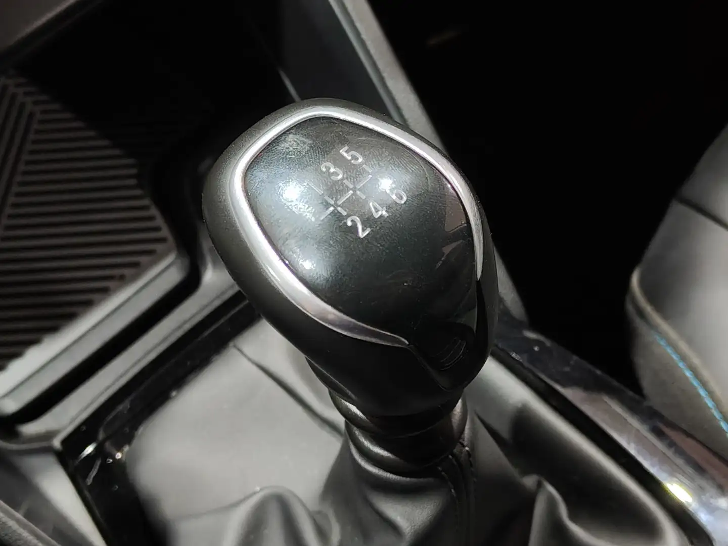 Foto Citroën C4 Citroen C4 PureTech 130 S&S 6v Feel Pack (130 CV)