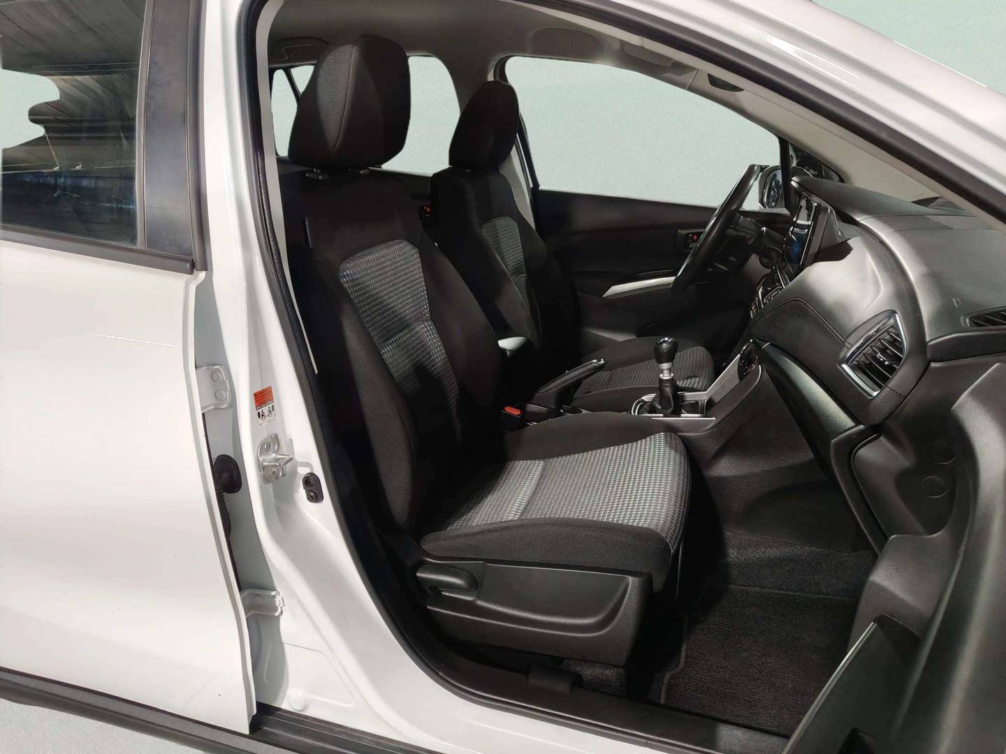 Foto Suzuki S-Cross Suzuki S-Cross 1.4T Mild Hybrid S1 (129 CV)