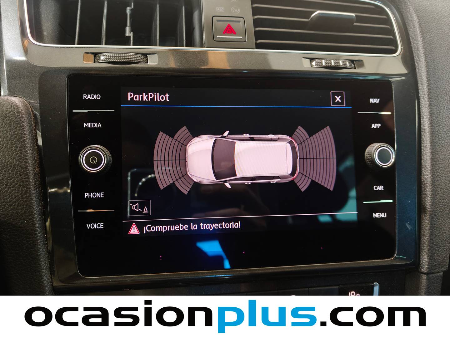 Equipamiento del Volkswagen Golf Volkswagen Golf Advance 1.4 TSI (125 CV) DSG