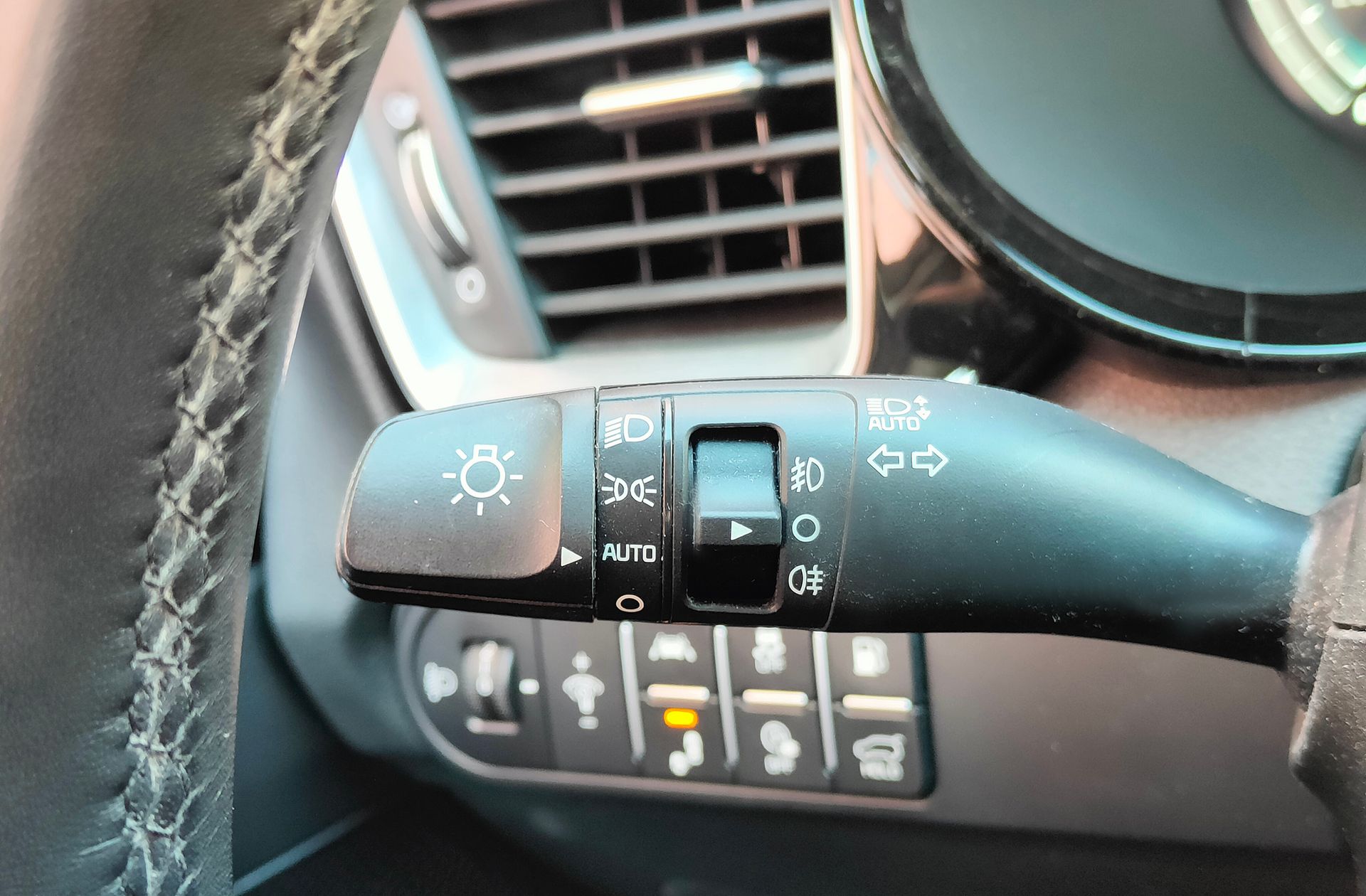Kia XCeed 1.6 GDi PHEV eMotion - foto 29