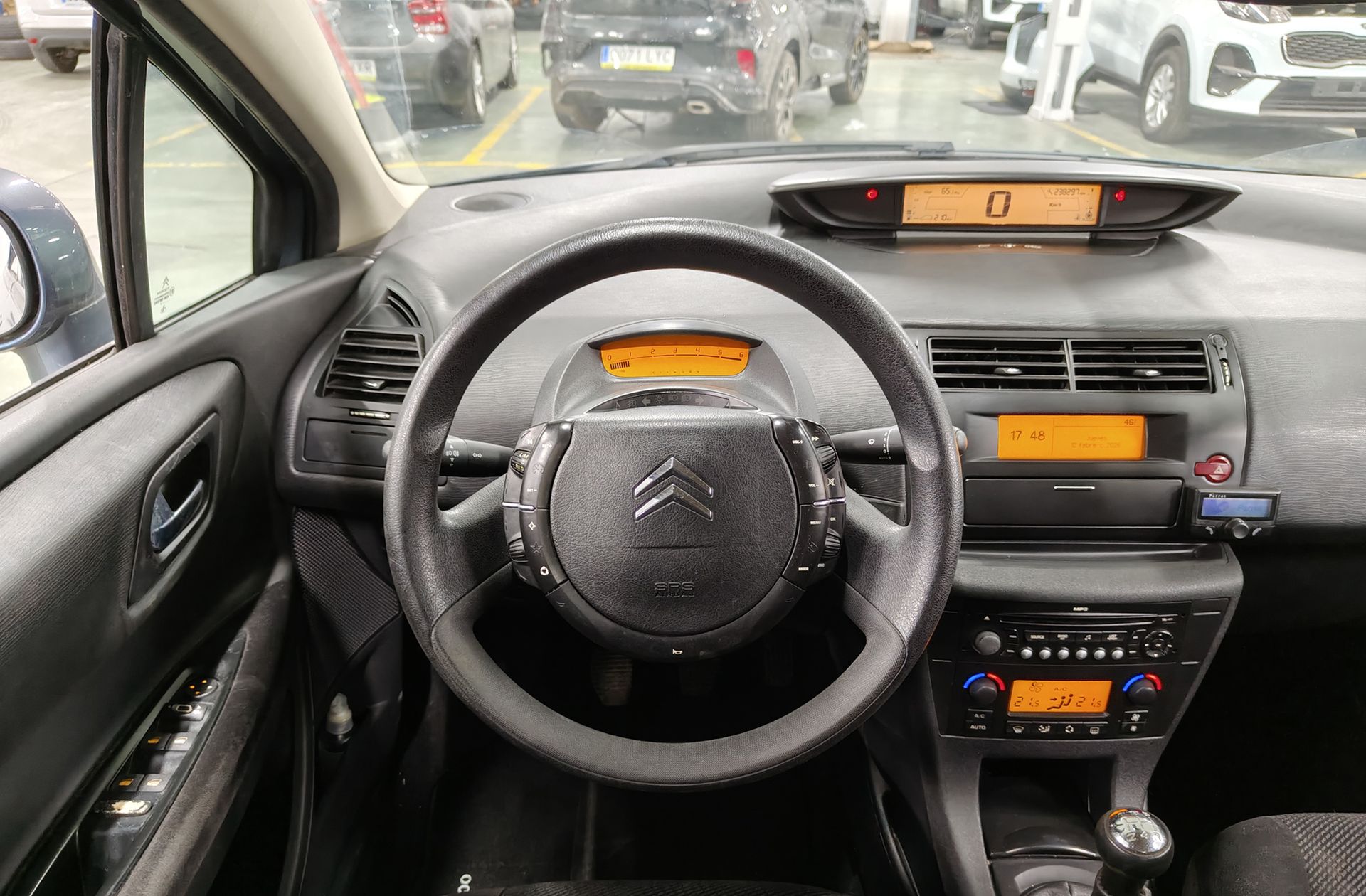 Citroën C4 1.6 HDi FP Sedán Collection - foto 16