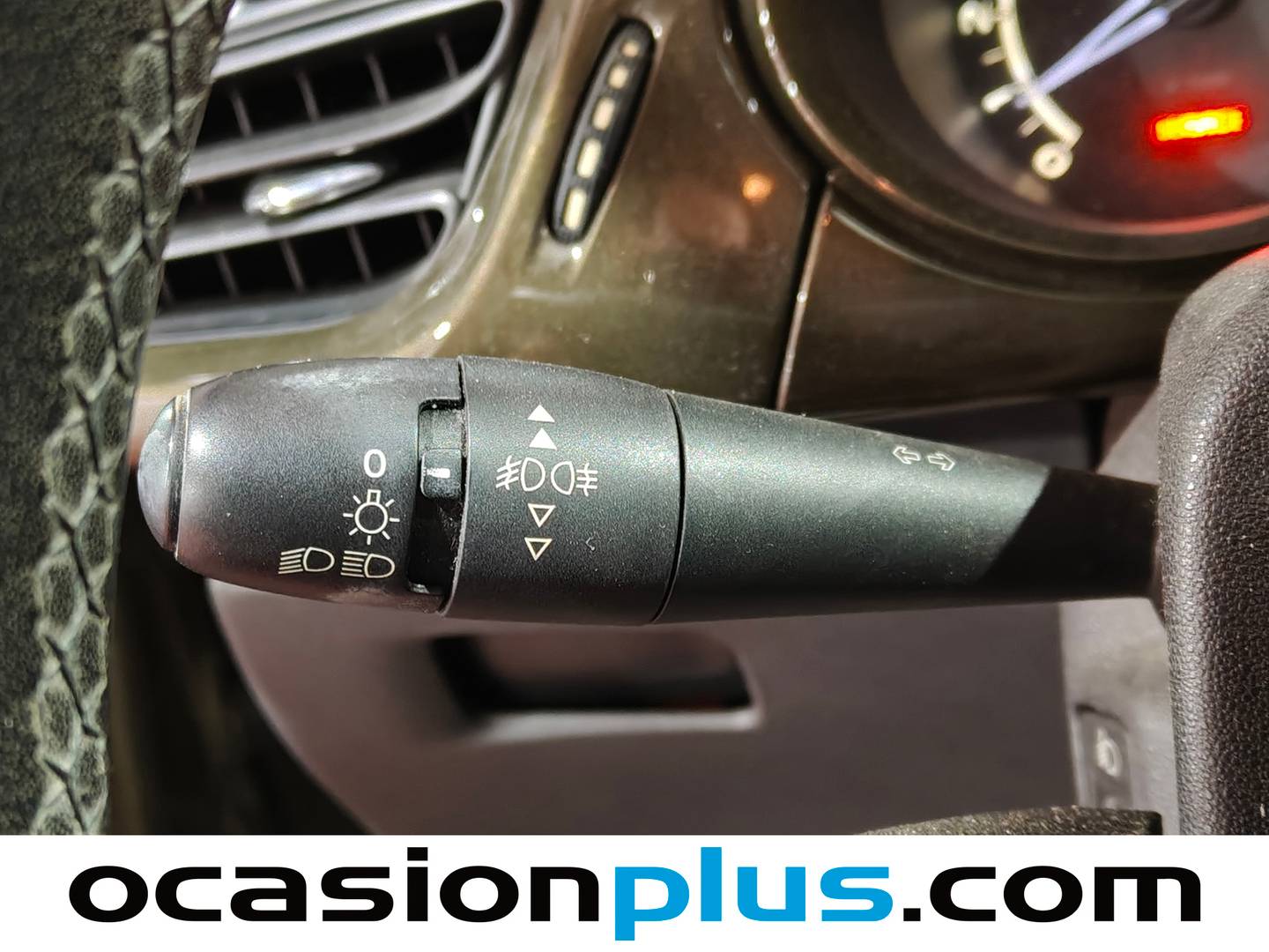 Extras y acabados del Citroën C3 Citroën C3 HDI 70 Collection (68 CV)