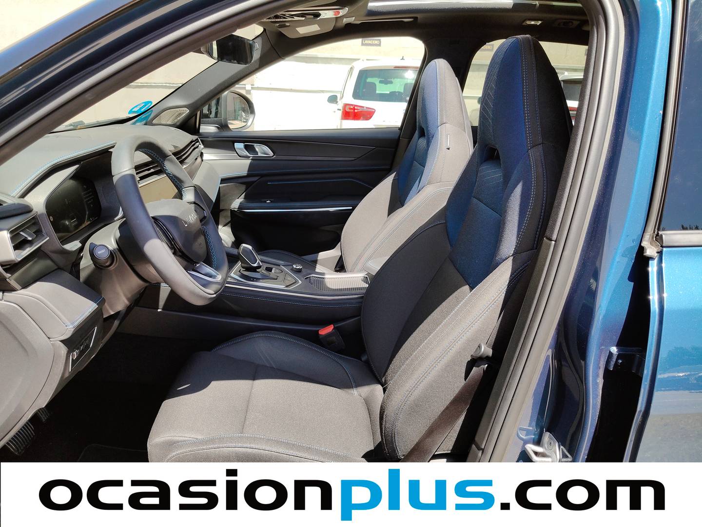 Foto asientos delanteros Lynk & Co 01 Lynk & Co 01 1.5 PHEV 6.6kW (261 CV)