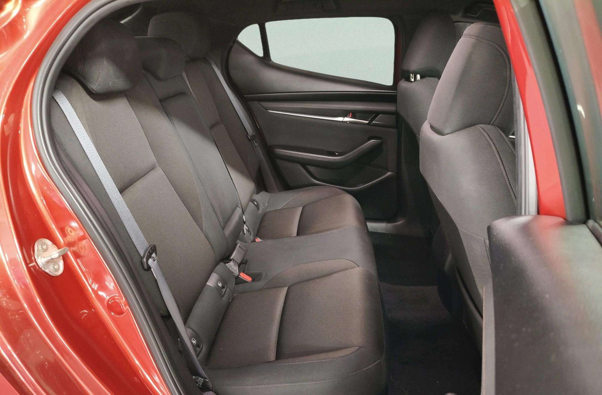 Mazda Mazda3 2.0 e-SKYACTIV-G Zenith - foto 20