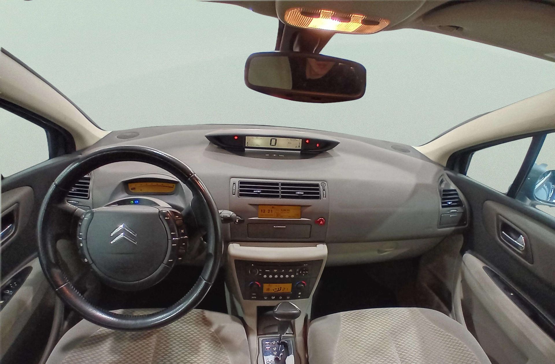 Citroën C4 1.6 16v Premier - foto 6