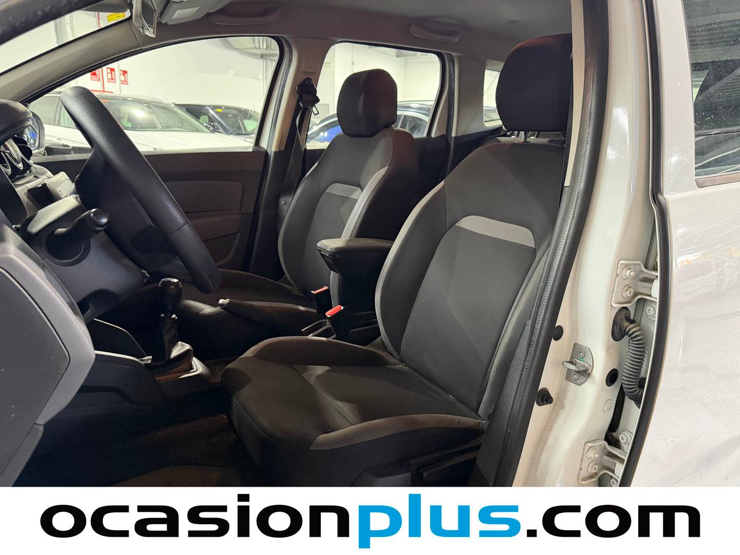 Foto asientos delanteros Dacia Duster DACIA Duster Essential TCE (125CV) 4X2